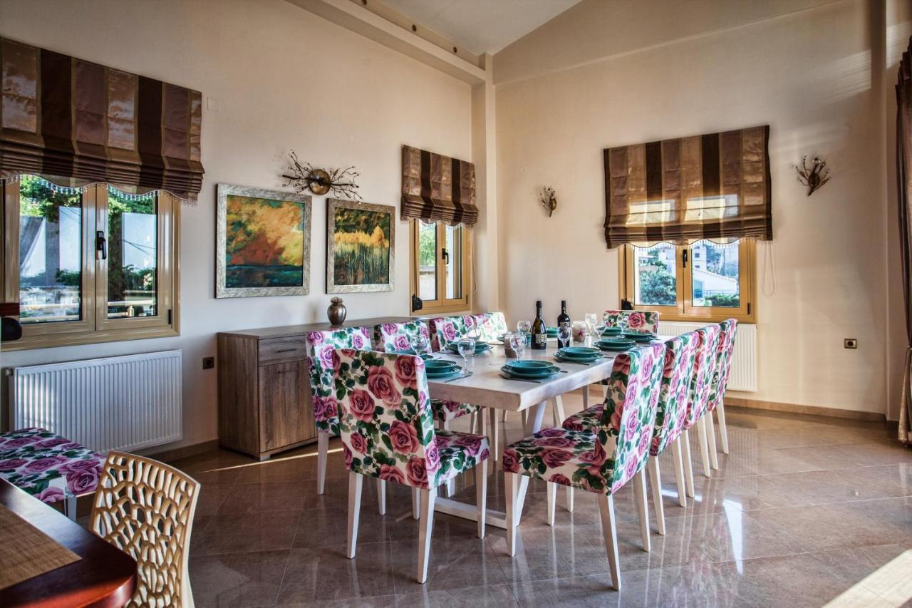 Palladio Luxury Villa With Amazing View Roussospítion Eksteriør billede
